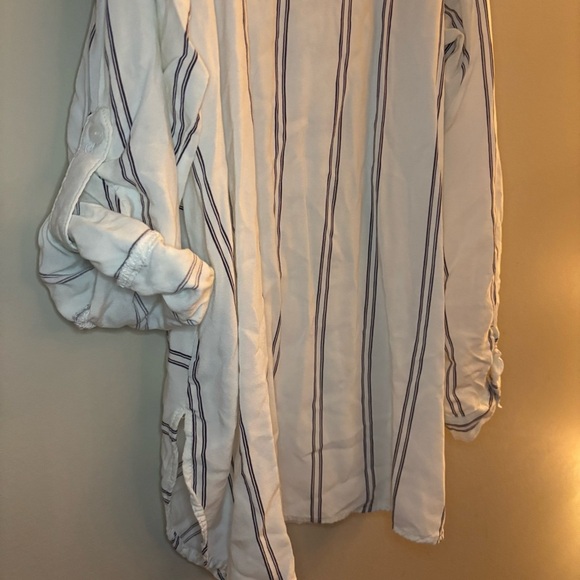 VENUS Women’s Button-down Long-sleeve Striped Blouse Size L - Picture 13 of 13